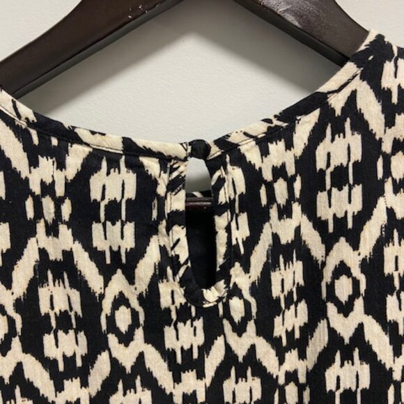 2/$20 Old Navy Girls Aztec Black and Cream Tank Shift Dress, Size 8 - Picture 4 of 5